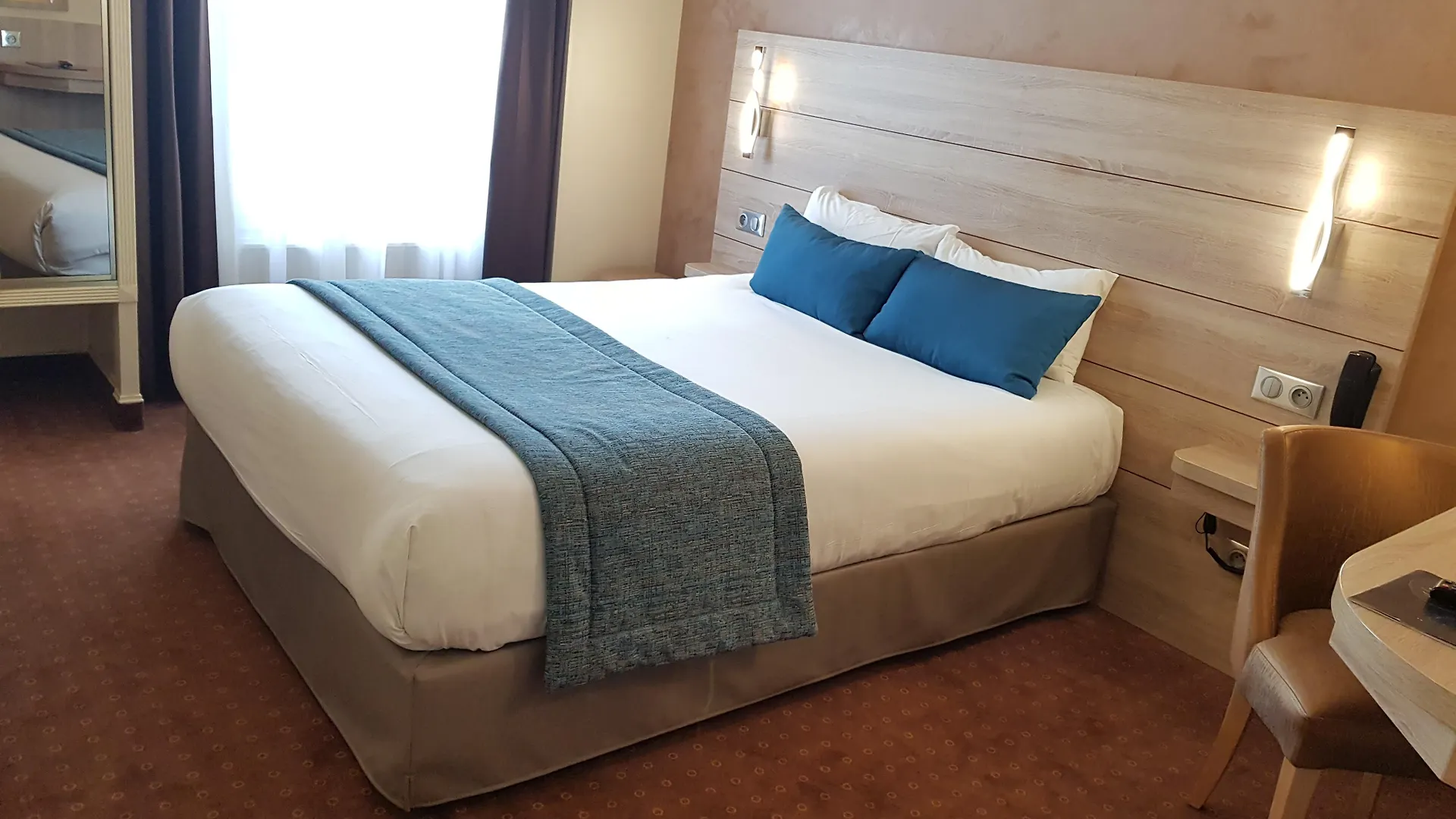 Hotel Champerret Elysees Parijs