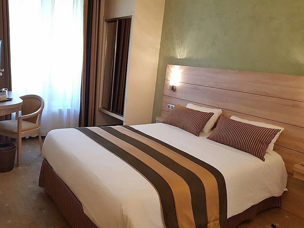 Hotel Champerret Elysees Parijs