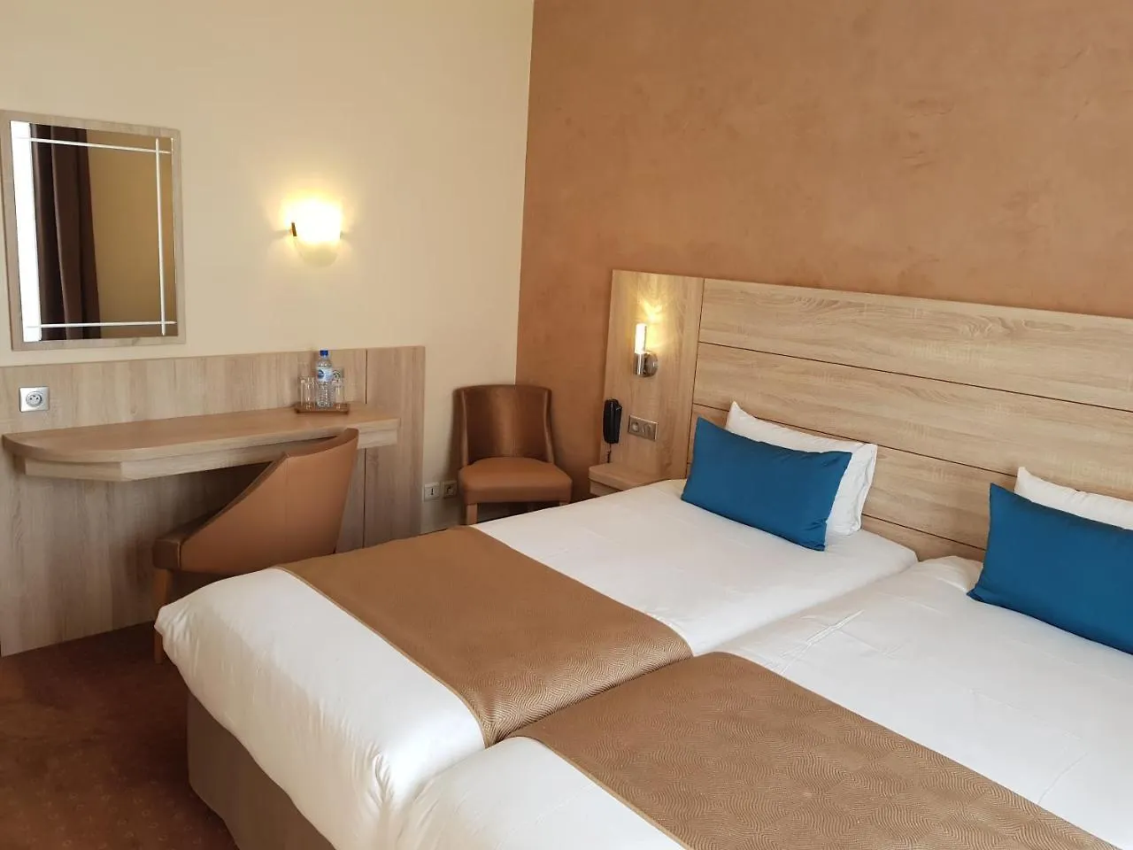 Hotel Champerret Elysees Parijs 3*,