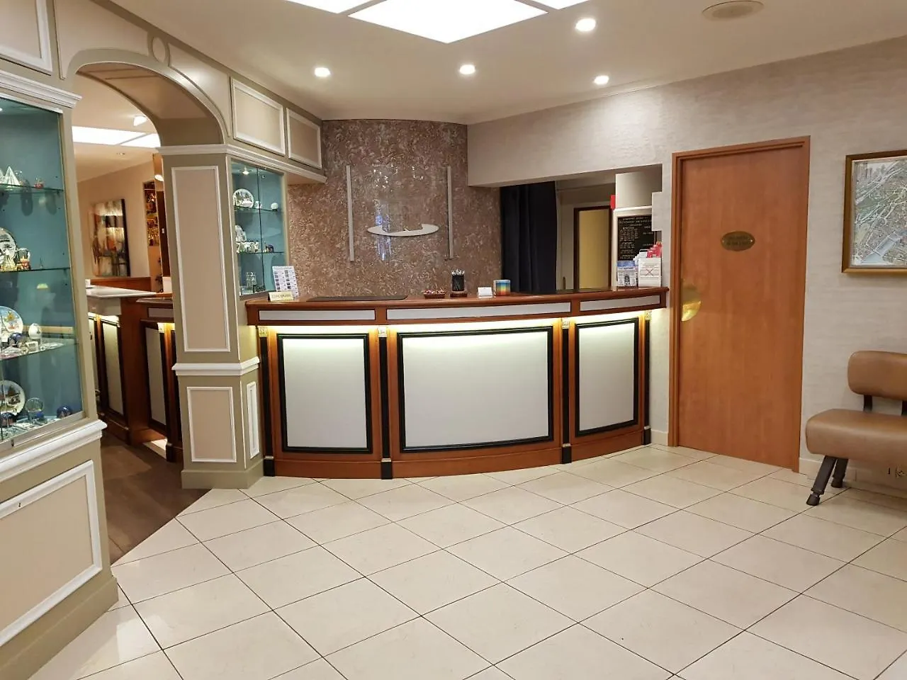 Hotel Champerret Elysees Paris 3*,