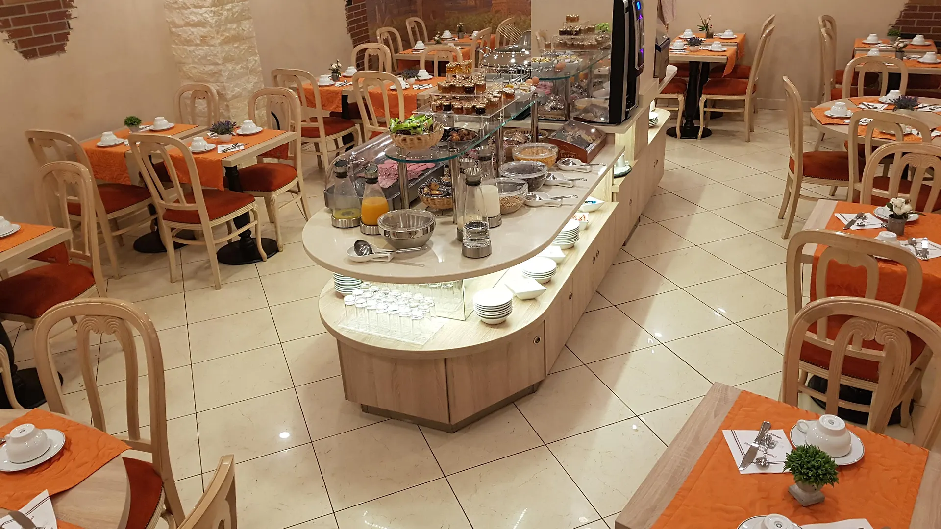 פריז Hotel Champerret Elysees 3*,  צרפת
